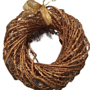 Elegant Gold Woven Wreath